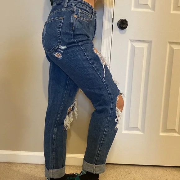 BDG High Waited Mom Jeans - Picture 6 of 7